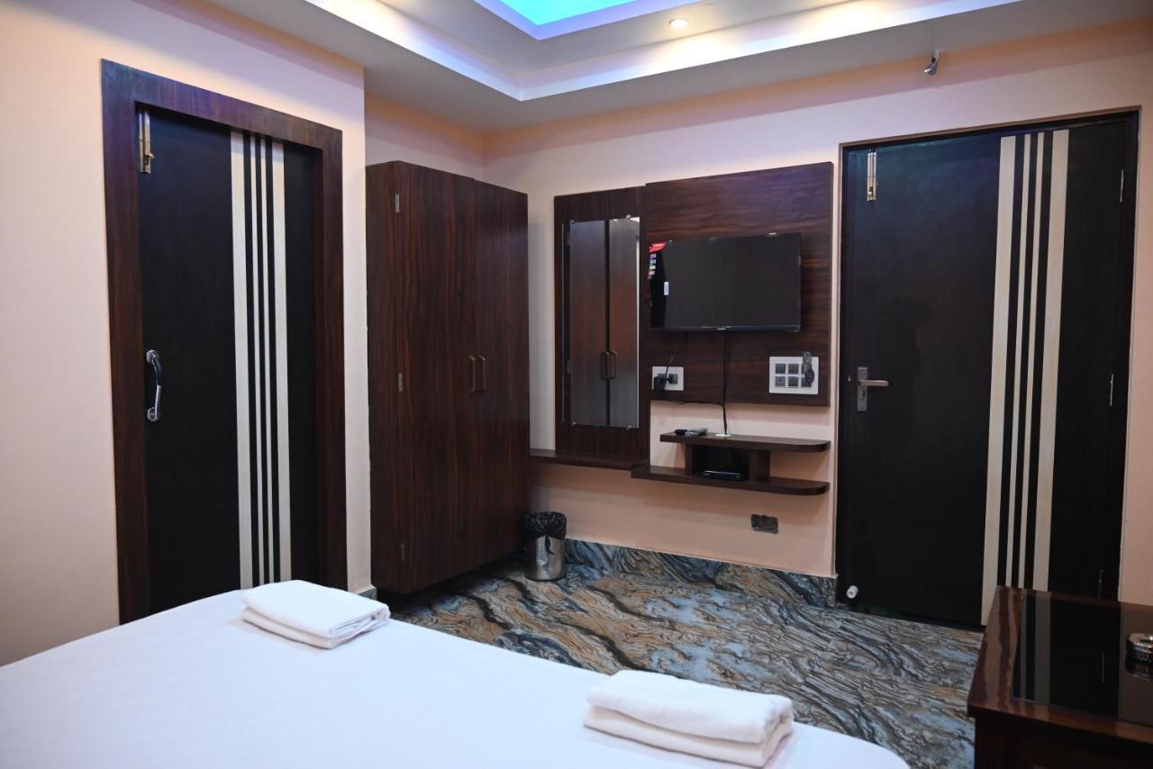 Oyo Hotel Tulusi Inn Bolpur Dış mekan fotoğraf